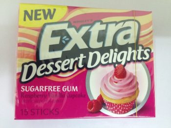 Wrigleys Extra Dessert Delights Rasberry Vanilla Cupcake